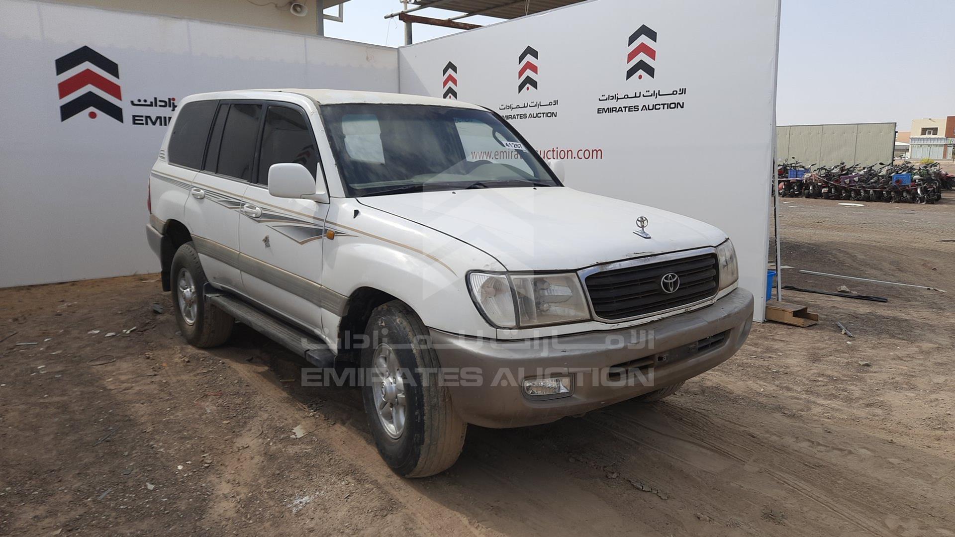 2002 TOYOTA LAND CRUISER VIN: JTEHT05J922027437