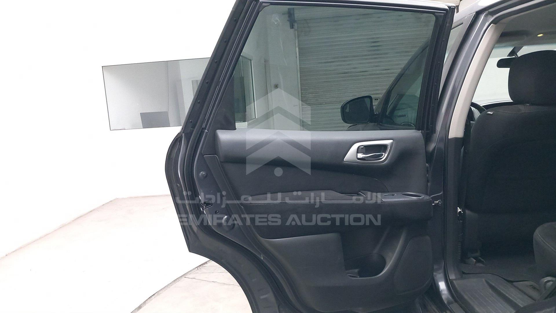 2014 NISSAN PATHFINDER VIN: 5N1AR2MM4EC685186