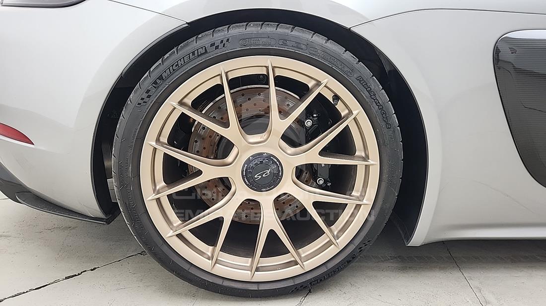 2024 Porsche 718 SPYDER RS — Rear Right Tyre — Photo 27