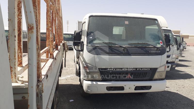 JL7B6C2P4FK002787 Auction: EmiratesAuction Lot: 408813 JL7B6C2P4FK002787 Mitsubishi Canter 2015 WHITE Photo 8