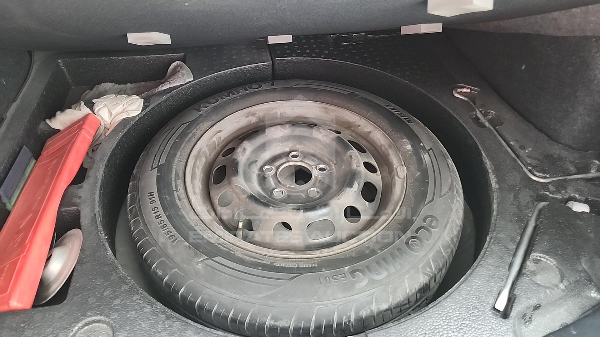 2011 MAZDA 3 VIN: JM7BL12Z2B1226125