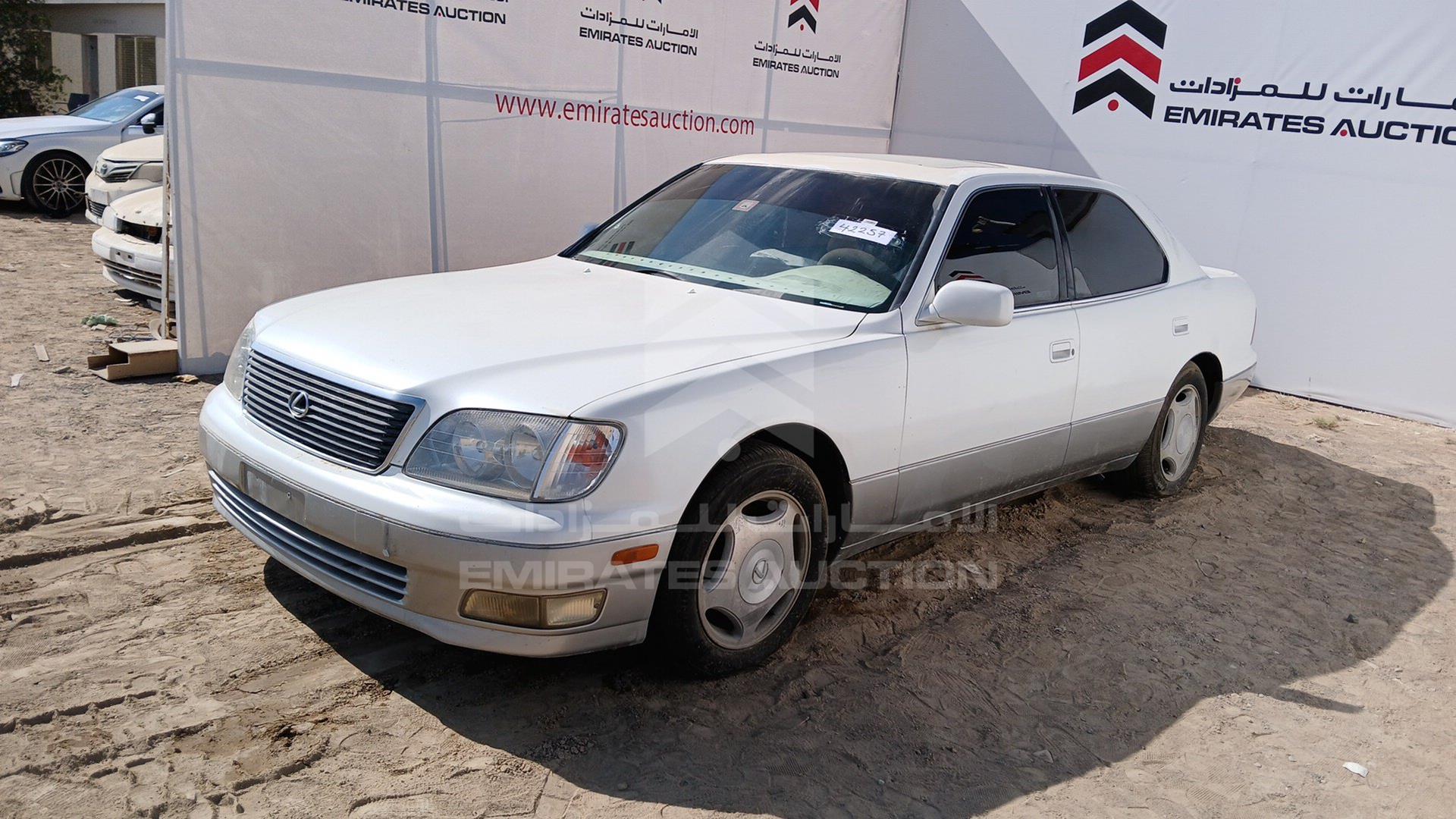 1998 LEXUS LS400 VIN: JT8BH28F8W0123543