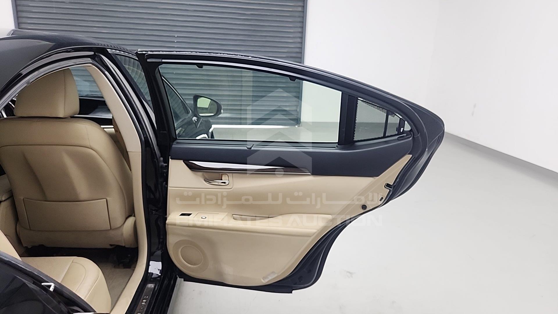2014 LEXUS ES 350 VIN: JTHBK1GG7E2113613