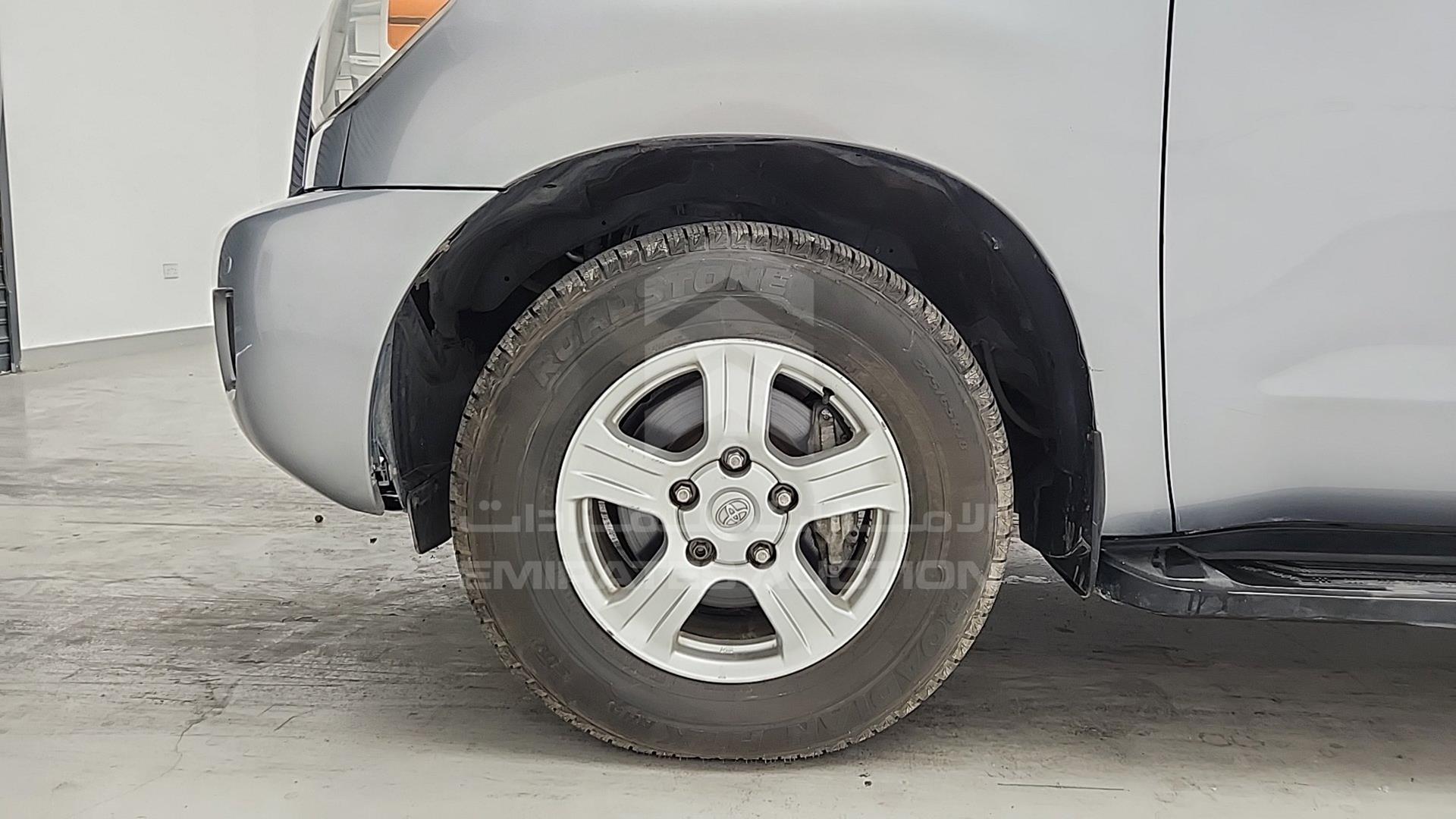 2014 TOYOTA SEQUOIA VIN: 5TDBY64A7ES103959