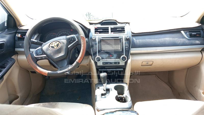 6T1BF9FK0CX386855 Auction: EmiratesAuction Lot: 403871 6T1BF9FK0CX386855 Toyota Camry 2012 WHITE Photo 16