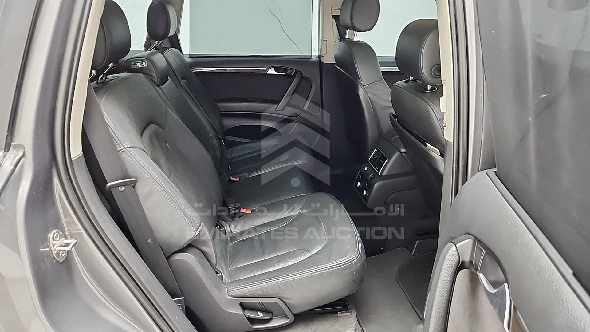 2012 AUDI Q7 VIN: WAUAGD4L1CD009179