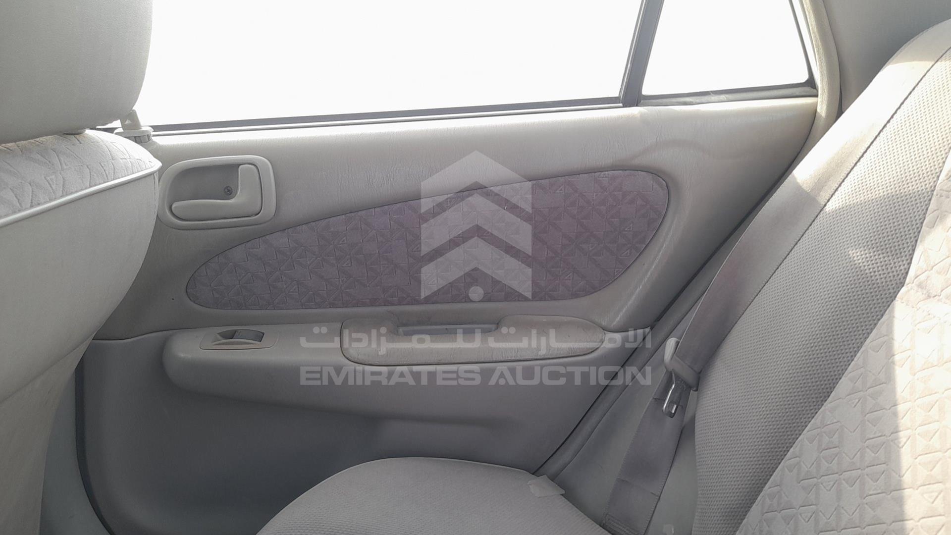 2000 TOYOTA COROLLA VIN: JT2BA13E7Y3091838