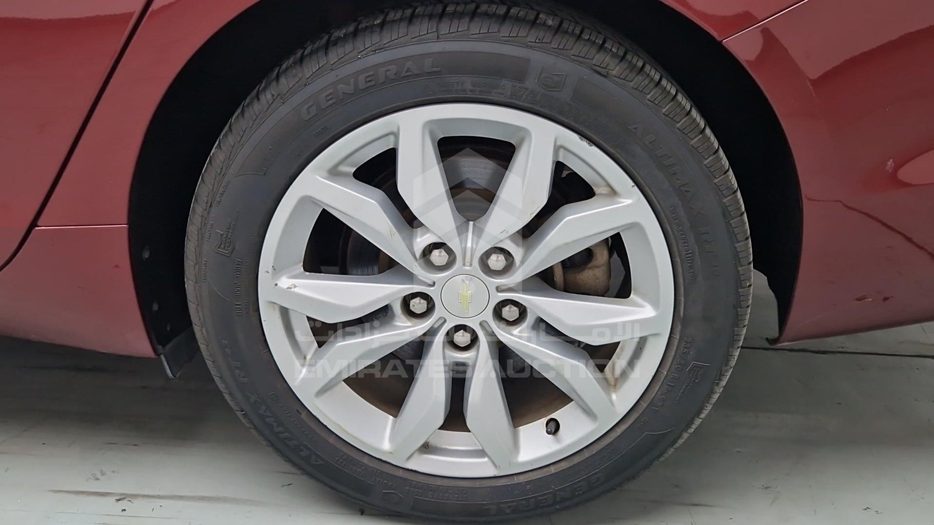 2017 CHEVROLET IMPALA VIN: 1G1105SA0HU161355
