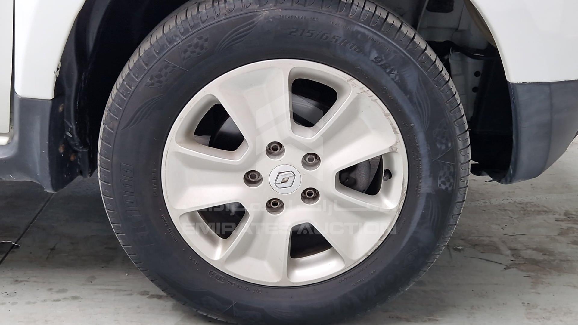 2015 RENAULT DUSTER VIN: VF1HSRCA6FA516158