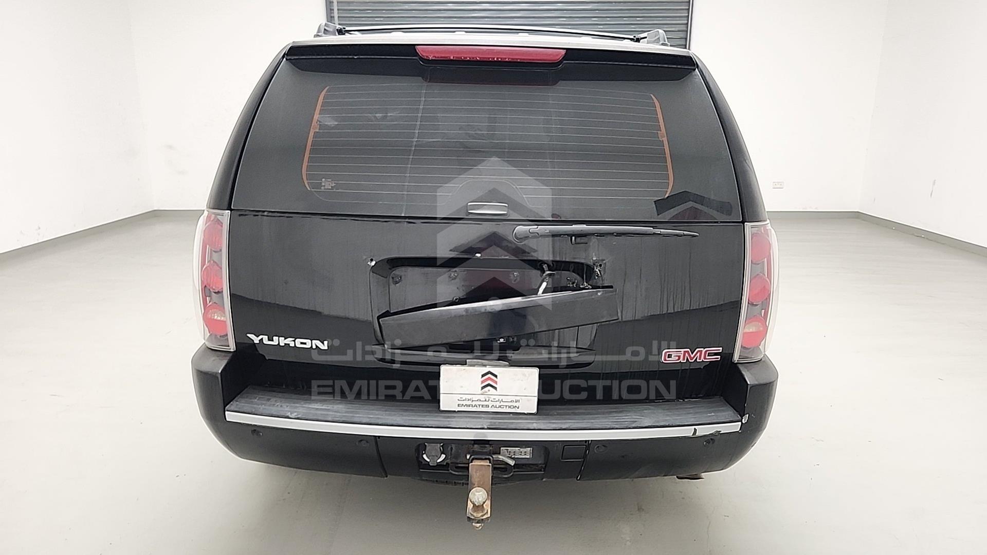 2008 GMC YUKON VIN: 1GKFK63808J142612