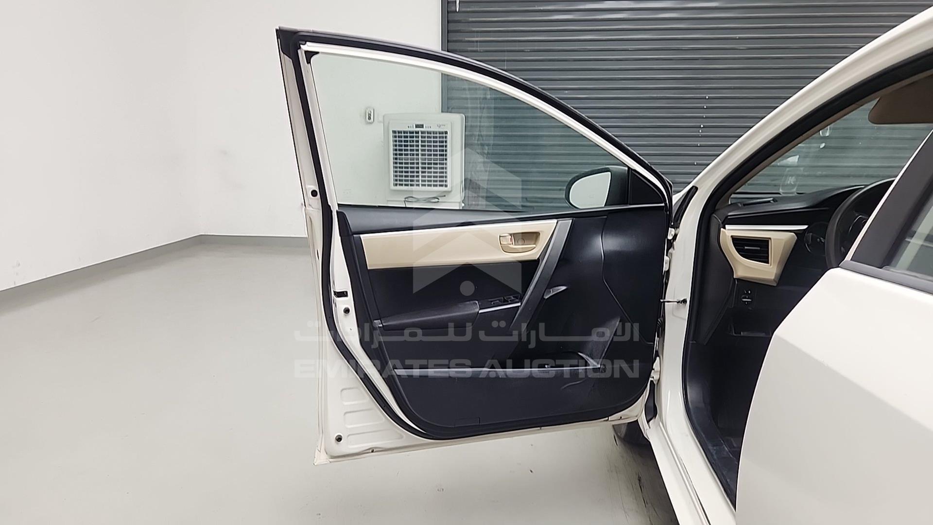 2015 TOYOTA COROLLA VIN: RKLBB9HE8F5036699