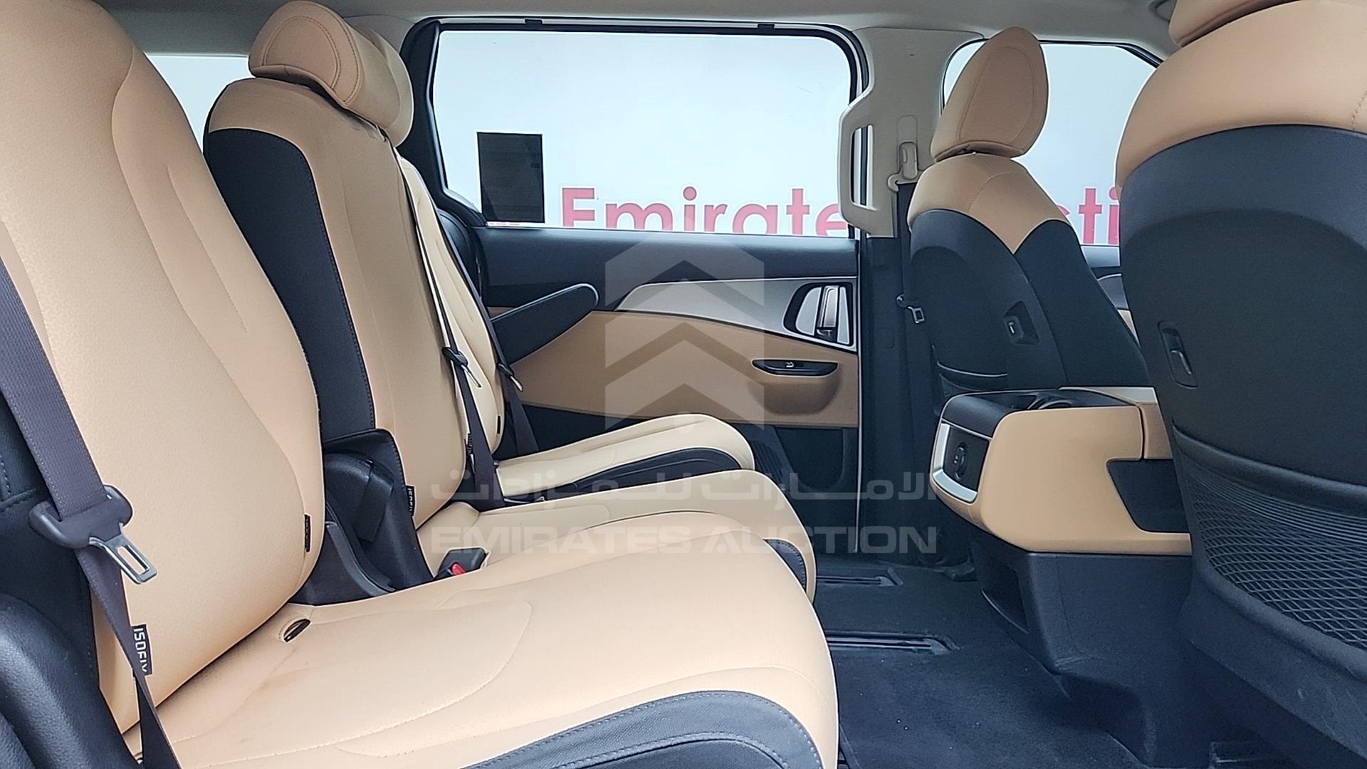 2021 KIA CARNIVAL VIN: KNANC8143M6049819