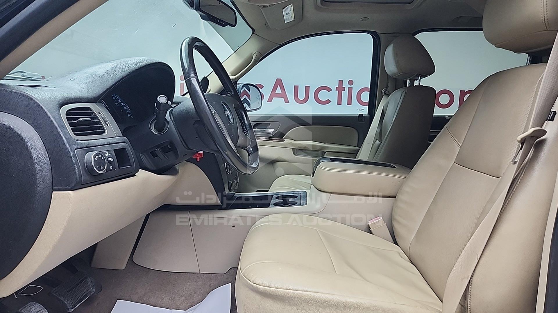 2012 GMC YUKON VIN: 1GKS1CE03CR125532