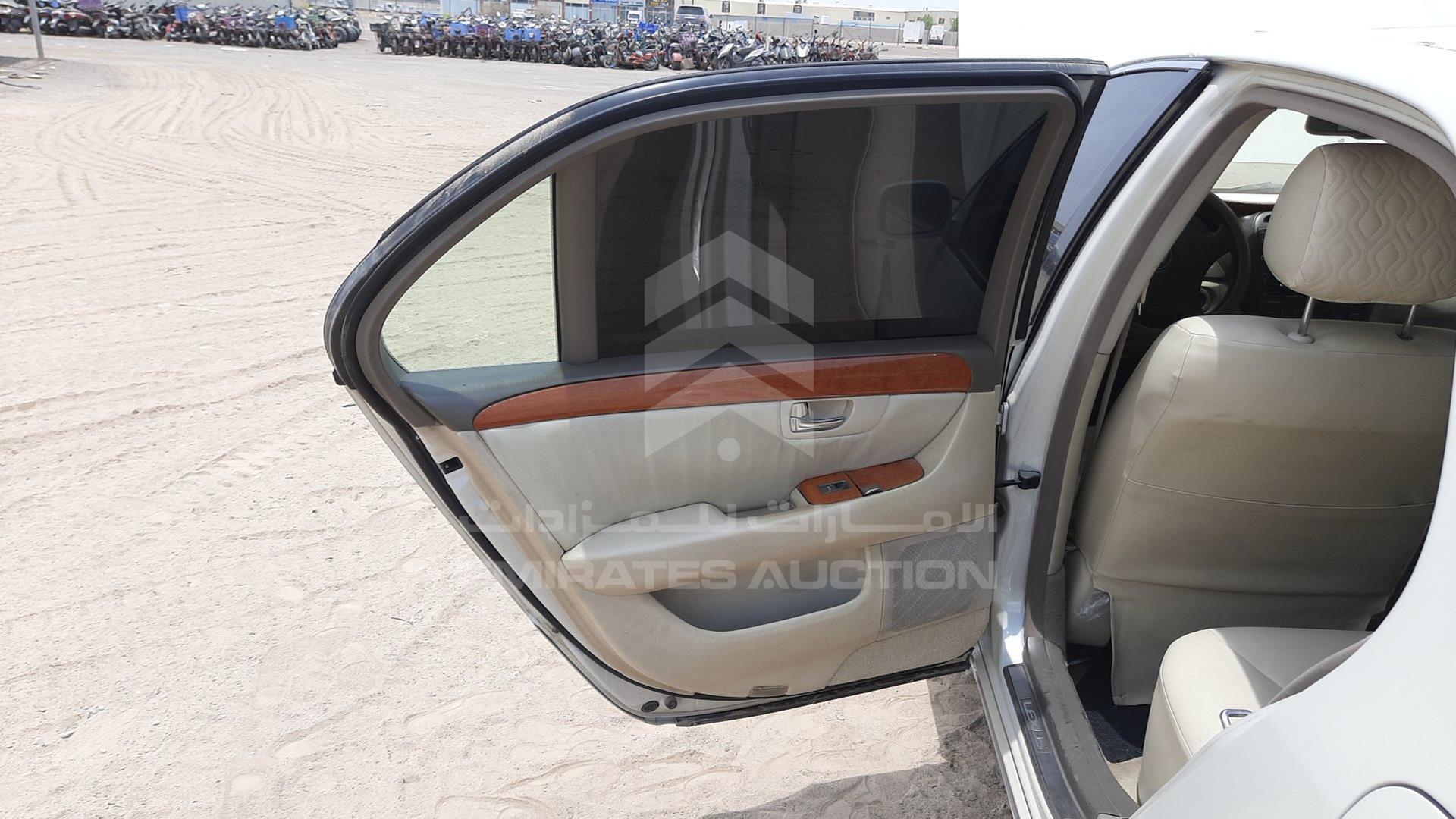 2001 LEXUS LS 430 VIN: JTHBN30F310037382