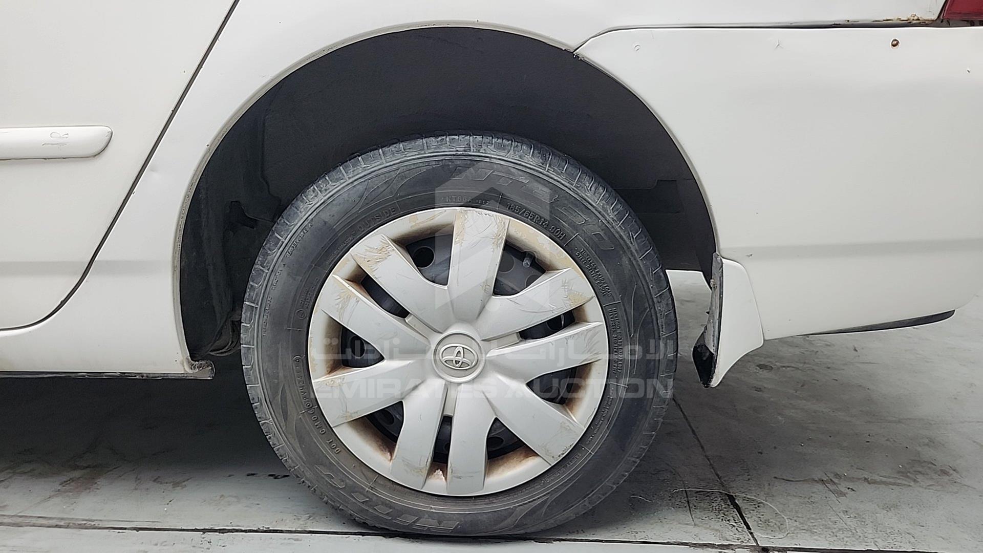 2002 TOYOTA COROLLA VIN: JTDBR23E320074209