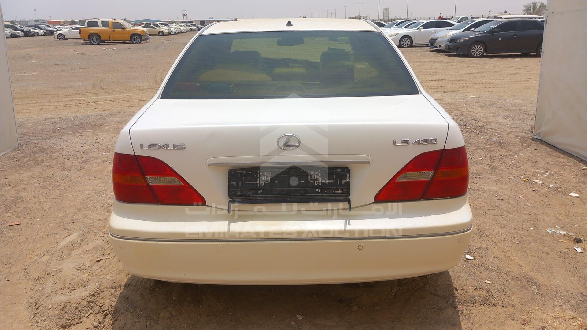 2002 LEXUS LS 430 VIN: JTHBN30F220084842