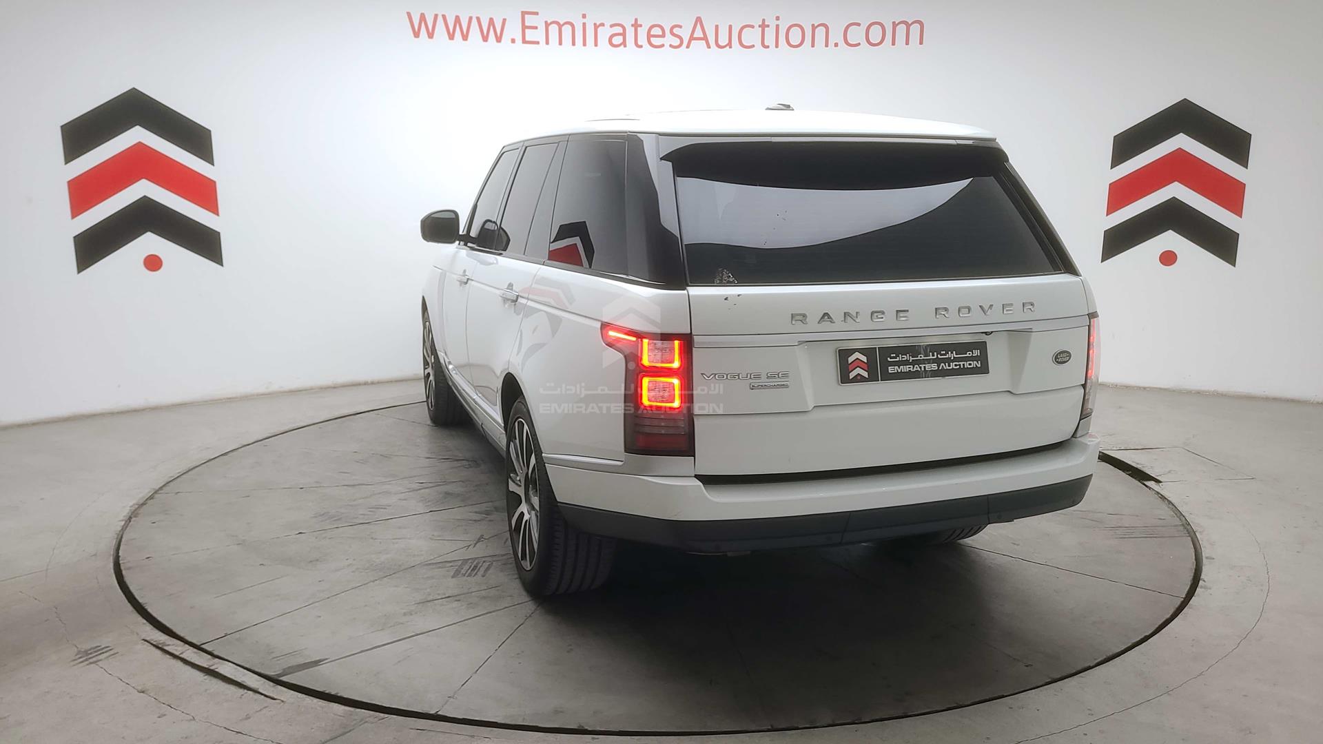 2014 RANGE ROVER VOGUE VIN: SALGA2EF0EA174181