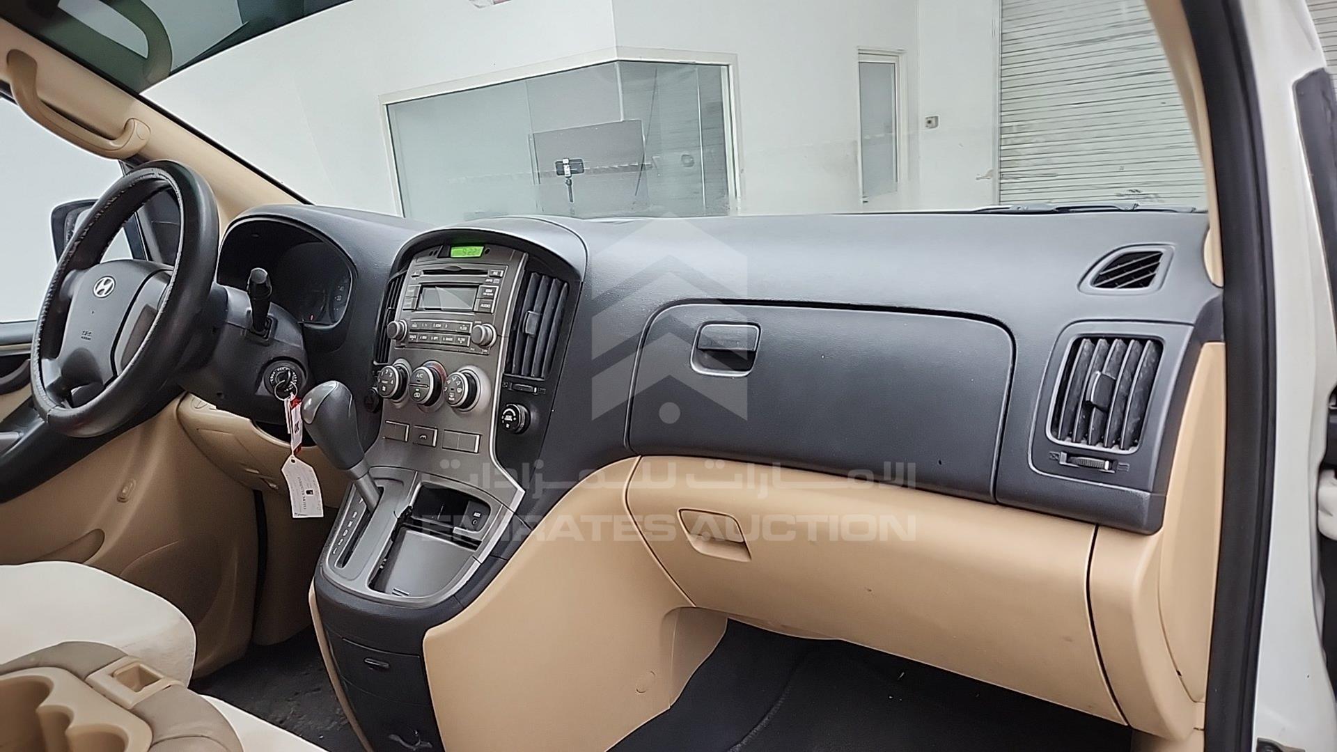 2009 HYUNDAI H1 VIN: KMHWH81R29U108765