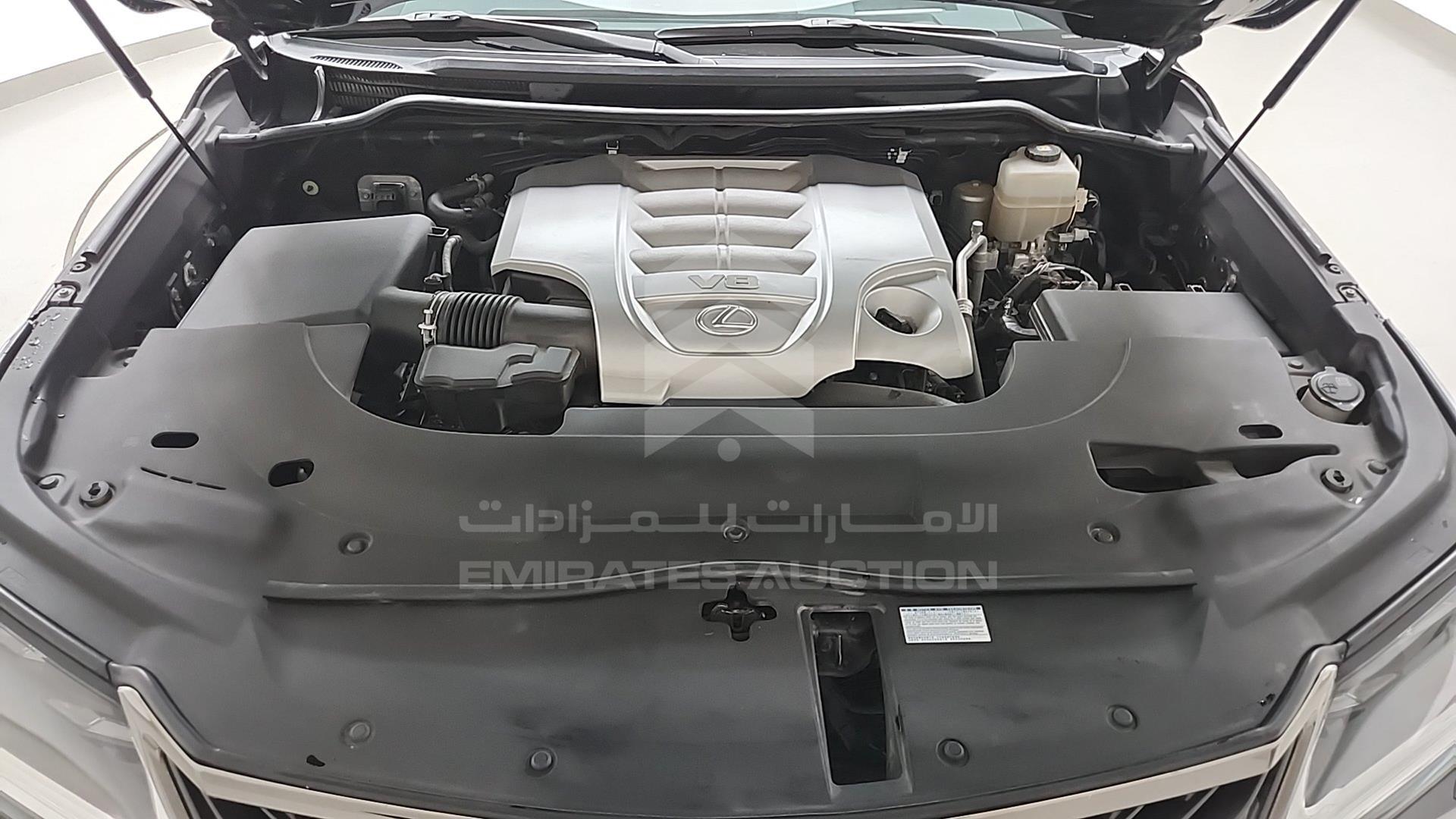 2020 LEXUS LX 570 VIN: JTJHY00W8L4331290