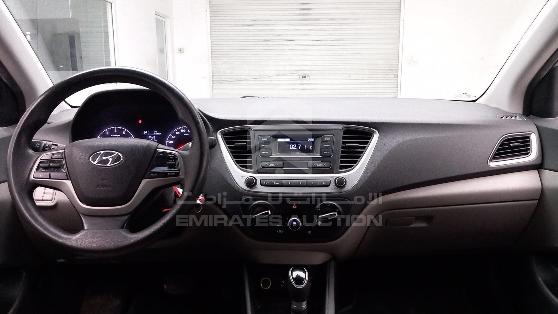 2019 HYUNDAI ACCENT VIN: MALC741C3KM105441