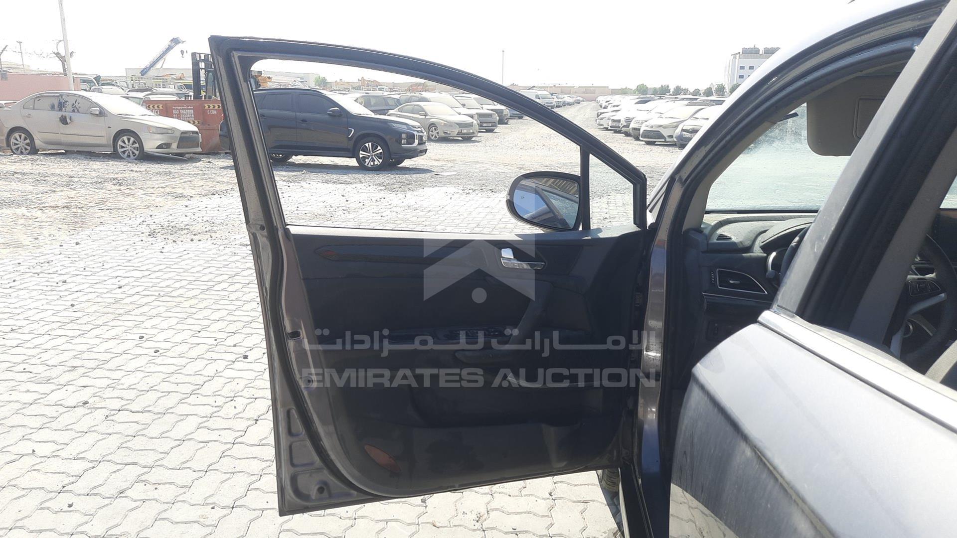 2023 JAC S3 VIN: LJ12EKR2XP4724688