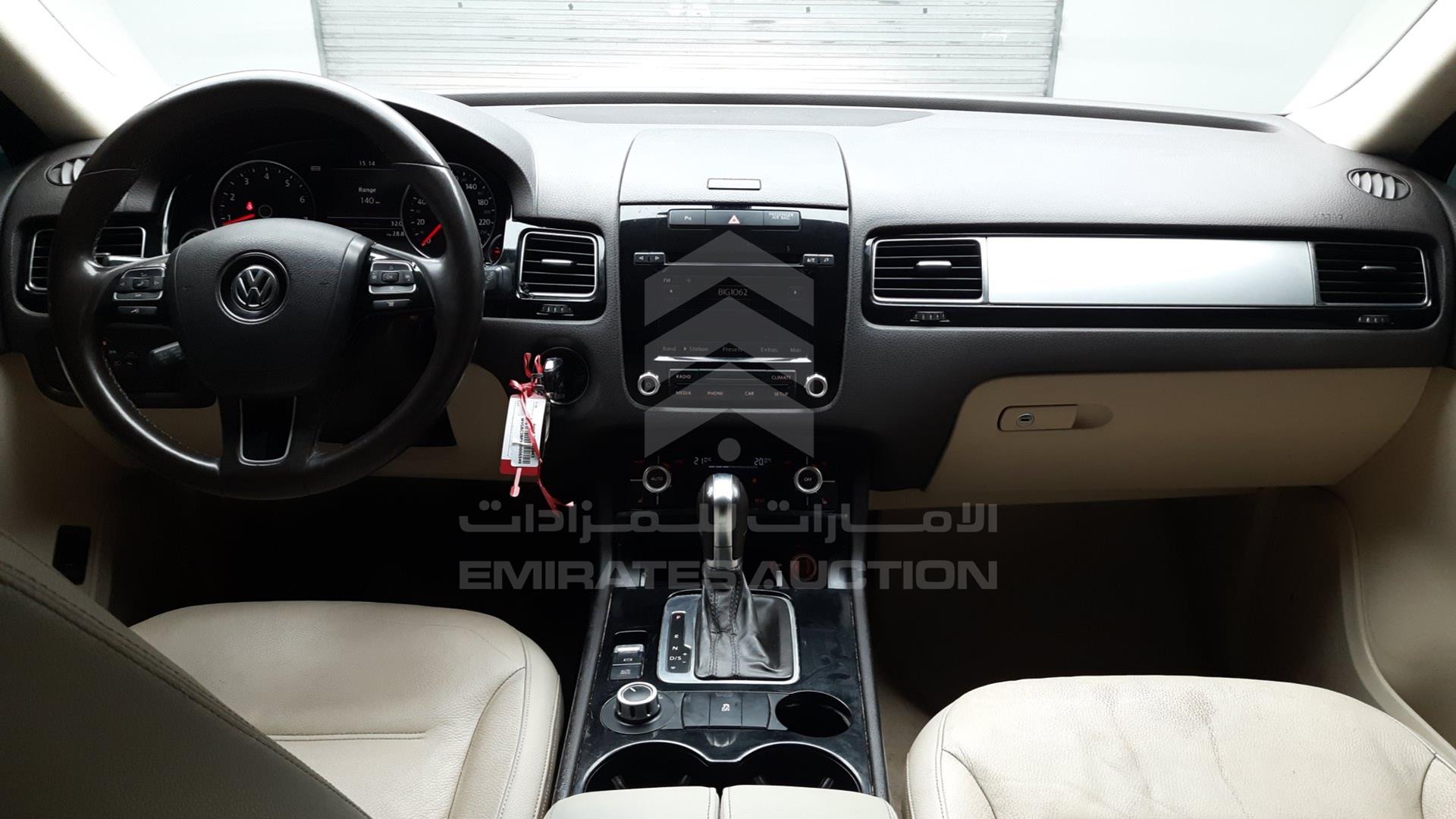 2014 VOLKSWAGEN TOUAREG VIN: WVGBC2BPXED006549