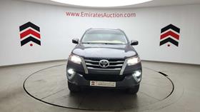2020 Toyota Fortuner — 360-degree view — Thumbnail