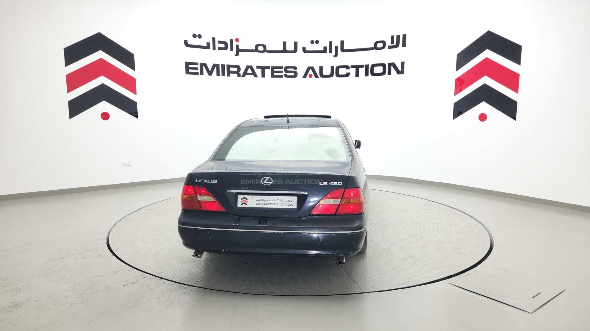 2001 LEXUS LS 430 VIN: JTHBN30F910017640