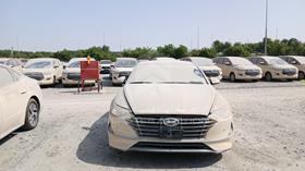 2021 Hyundai Sonata Hybrid — Full Front View — Photo 1 — Thumbnail
