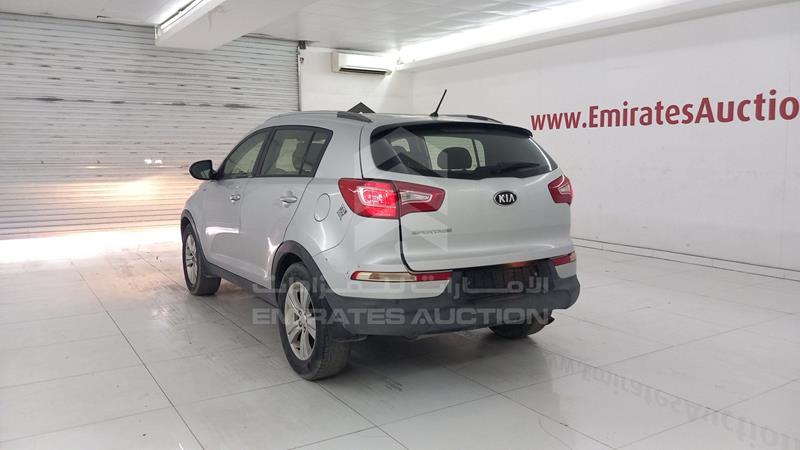 KNAPB8120D7397582 Auction: EmiratesAuction Lot: 409191 KNAPB8120D7397582 Kia Sportage 2013 SILVER Photo 6