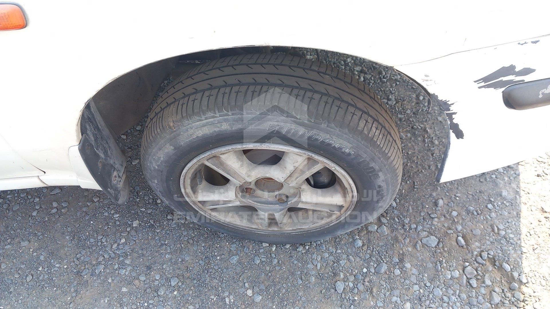 2001 NISSAN SUNNY VIN: JN1BN61D81W000604