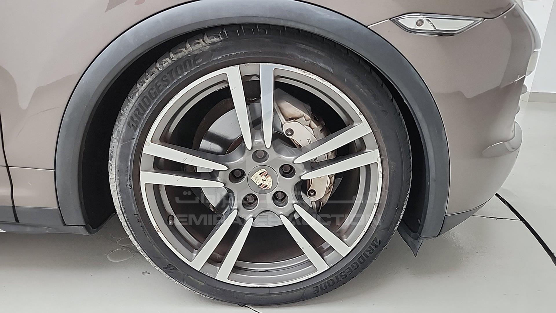 2013 PORSCHE CAYENNE VIN: WP1ZZZ92ZDLA83541