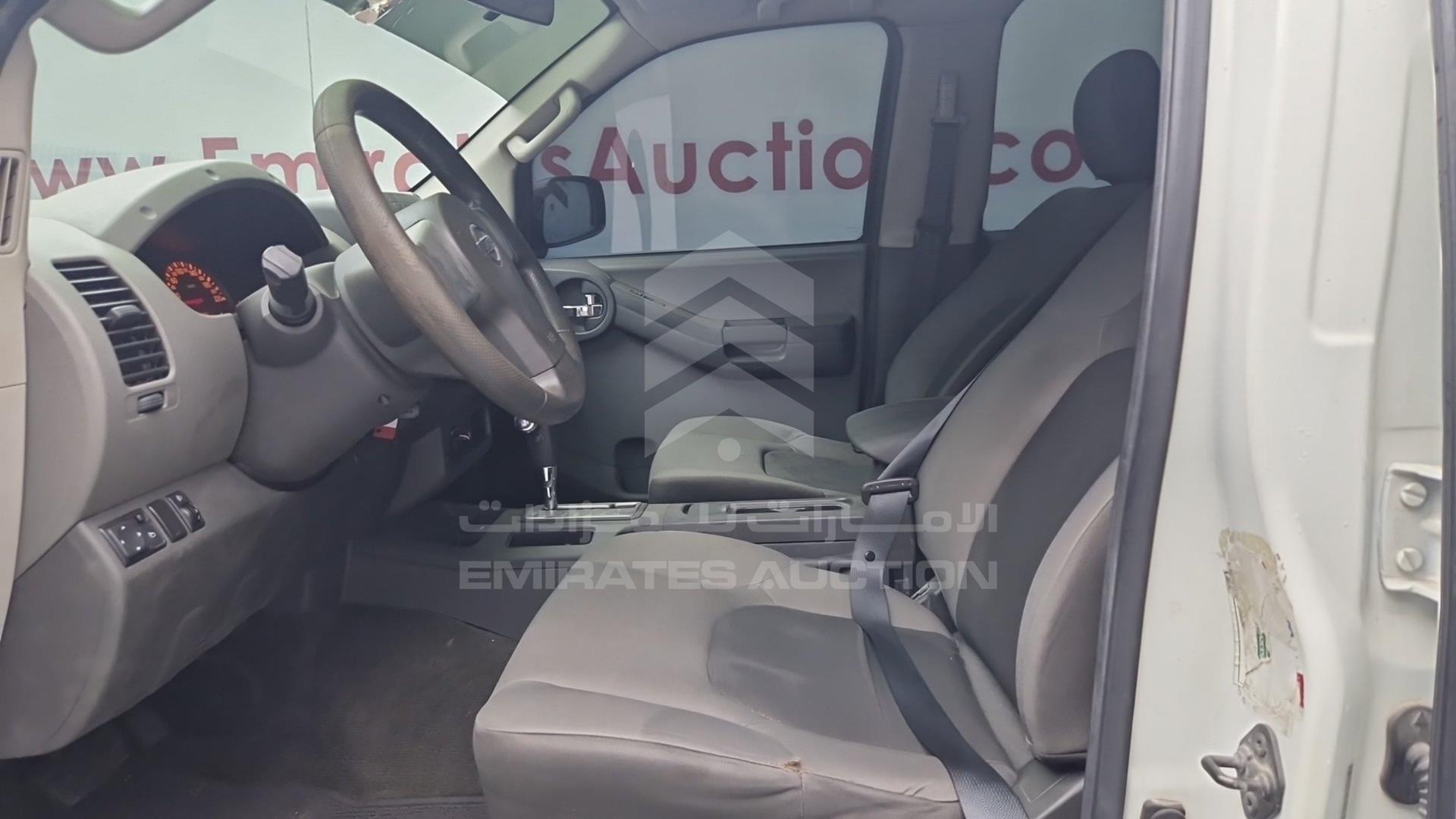 2013 NISSAN XTERRA VIN: 5N1AN0N64DN812232