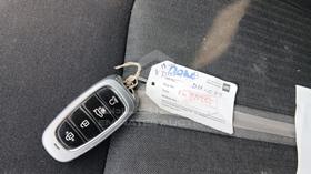 2021 Hyundai Sonata Hybrid — Keys — Photo 5 — Thumbnail