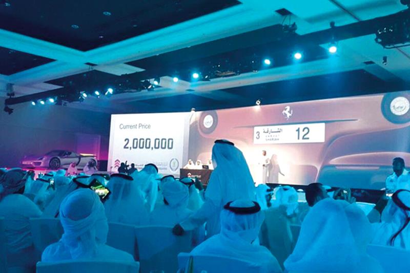 طرح 55 رقماً مميزاً للمركبات في مزاد خيري بالشارقة اليوم