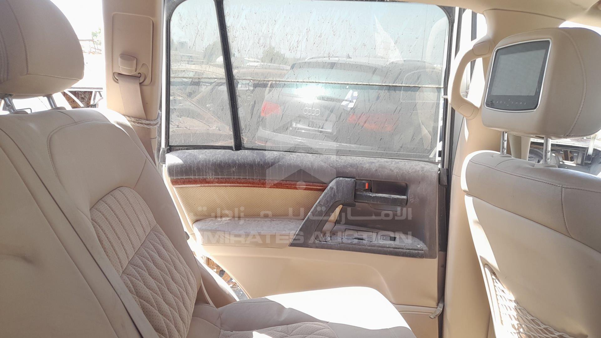 2015 TOYOTA LAND CRUISER VIN: JTMHU09J3F5102245