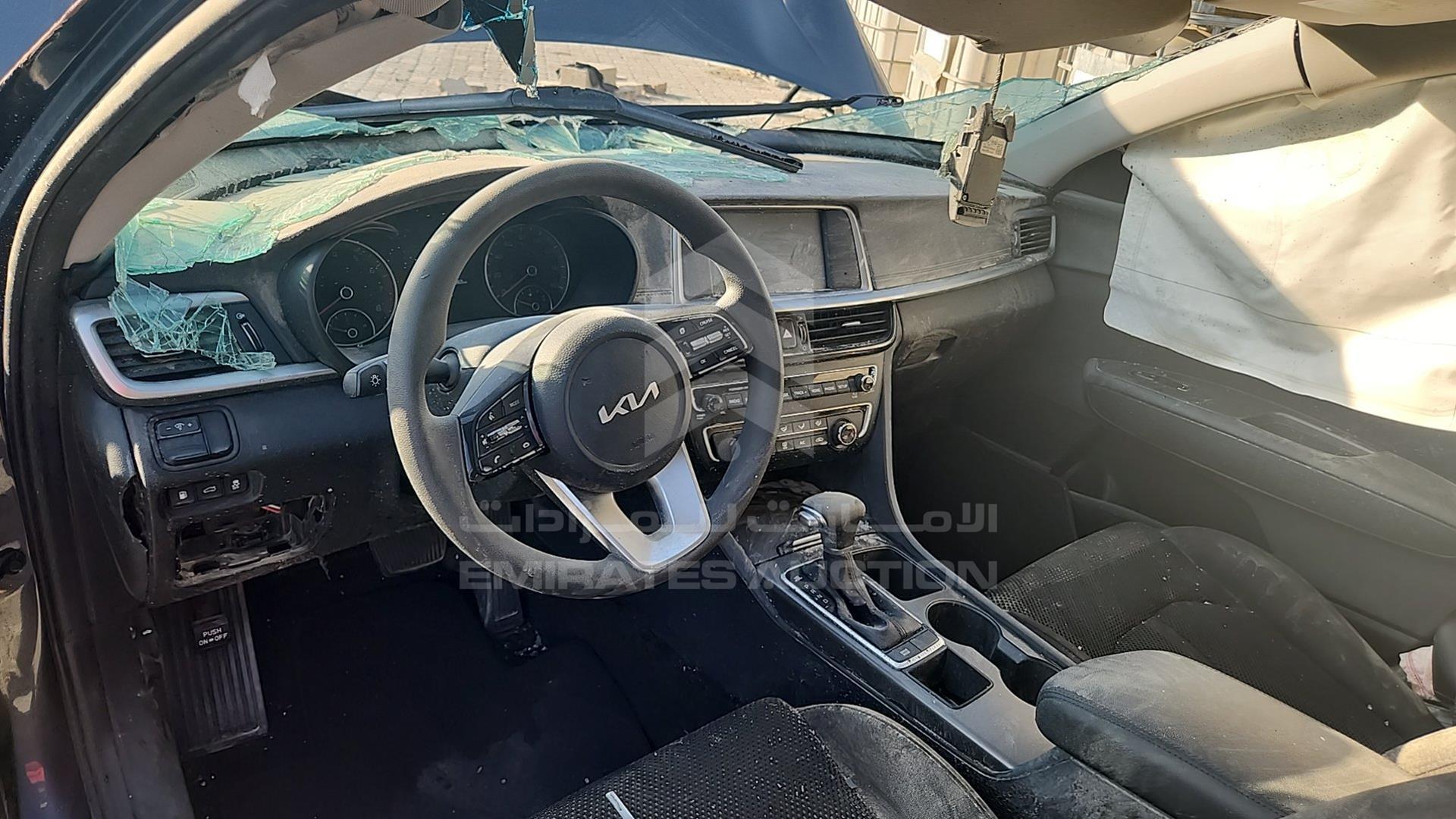 2020 KIA OPTIMA VIN: 5XXGT4L36LG385540