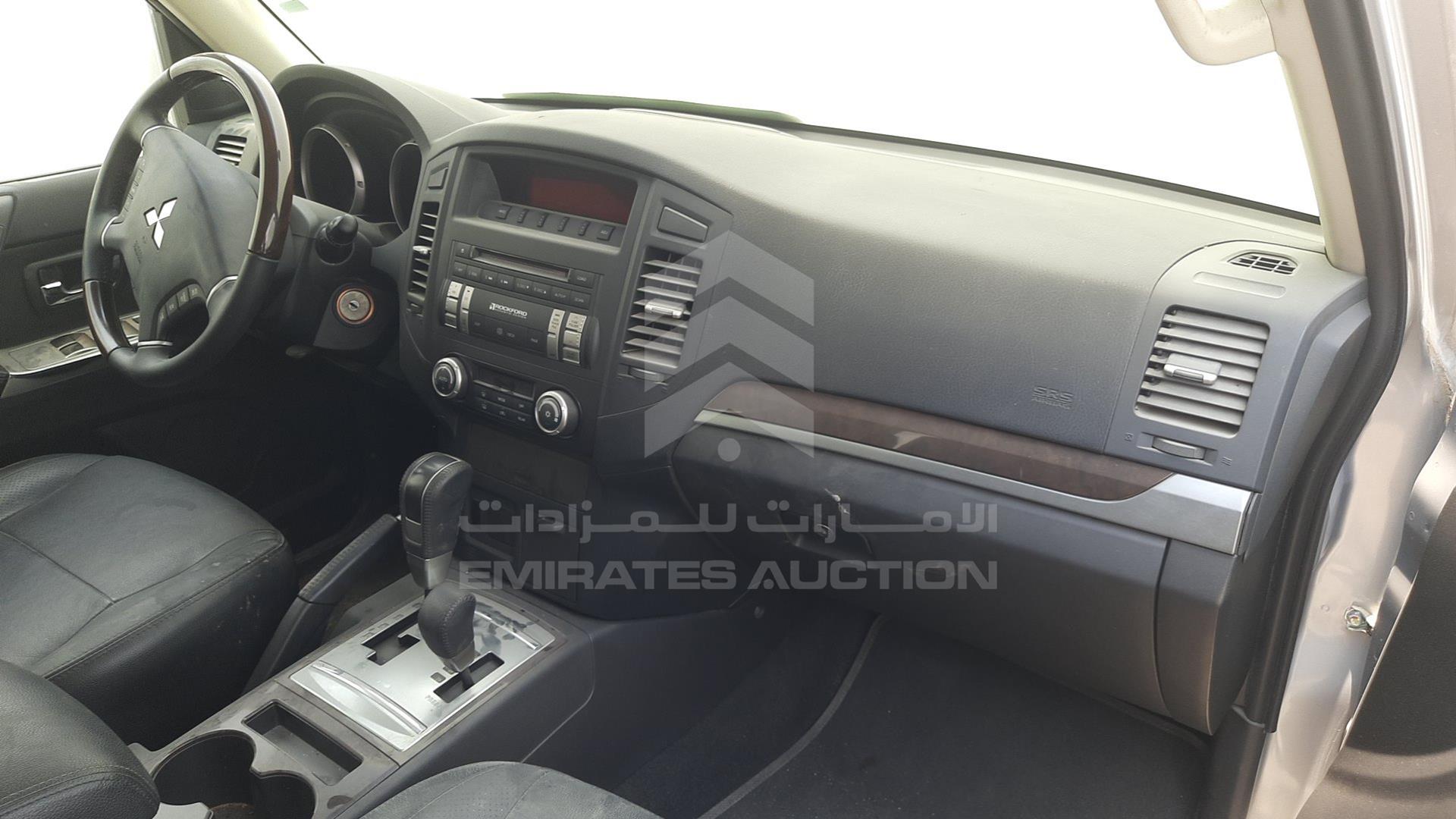 2013 MITSUBISHI PAJERO VIN: JMYLRV95WDJ708321