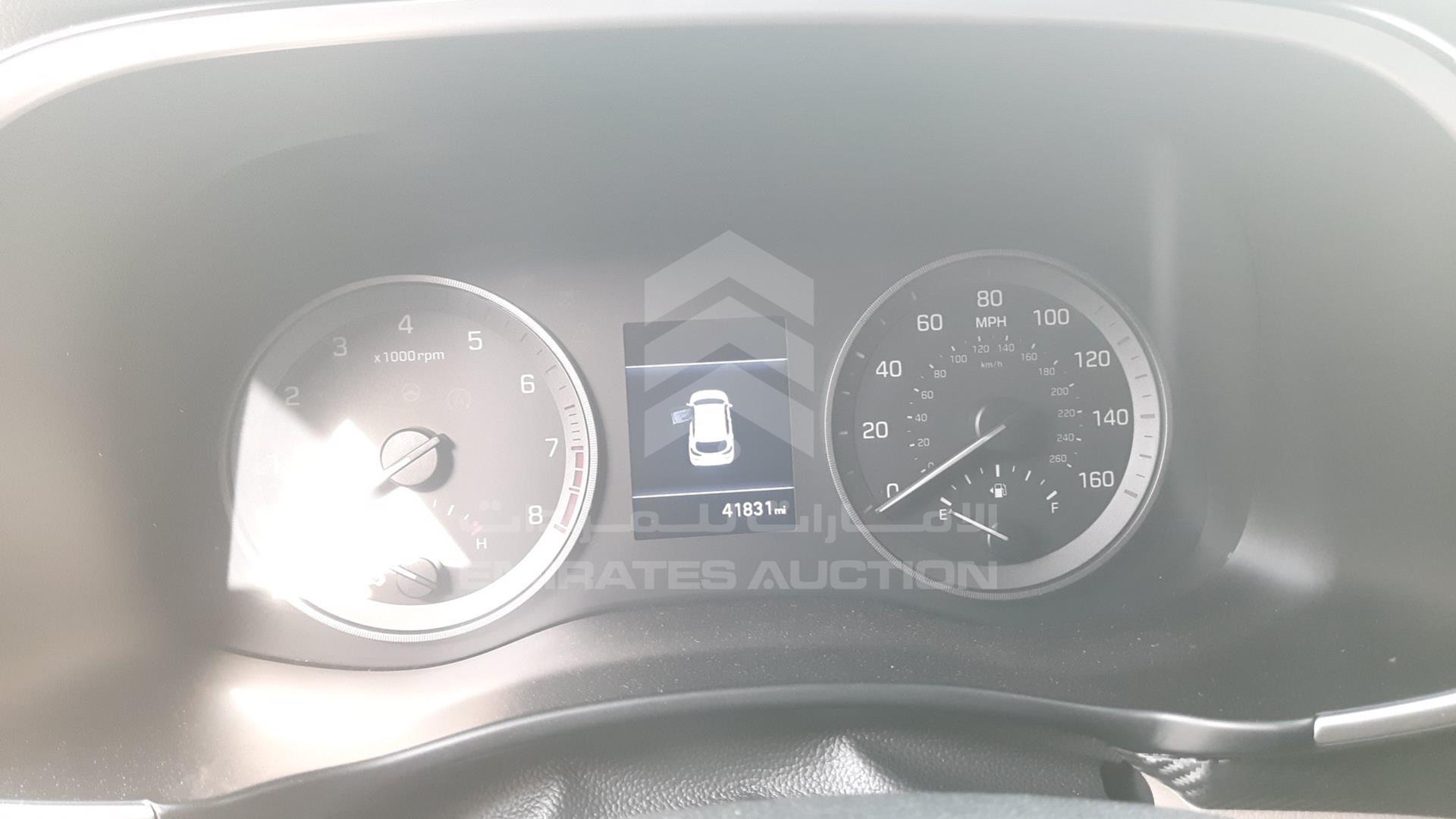 2019 HYUNDAI TUCSON VIN: KM8J33AL1KU963048