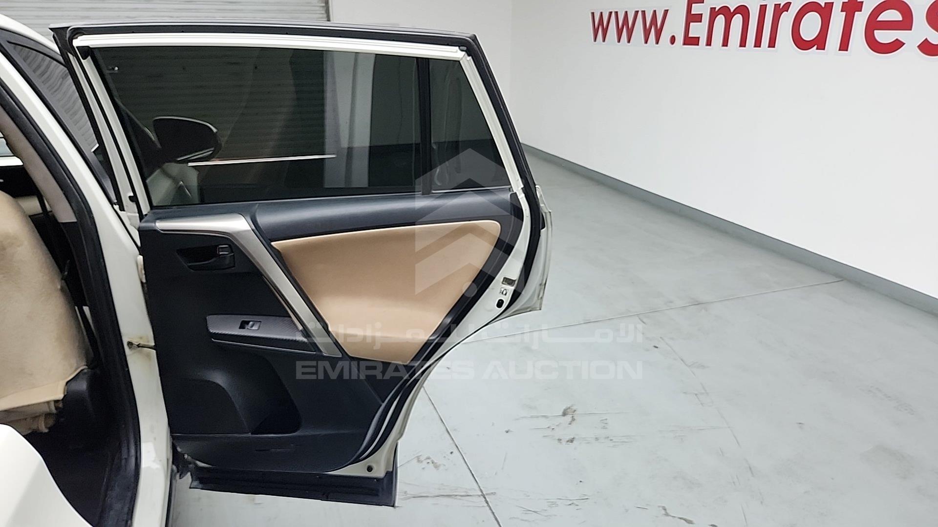 2014 TOYOTA RAV-4 VIN: JTMBF9EV3EJ006439