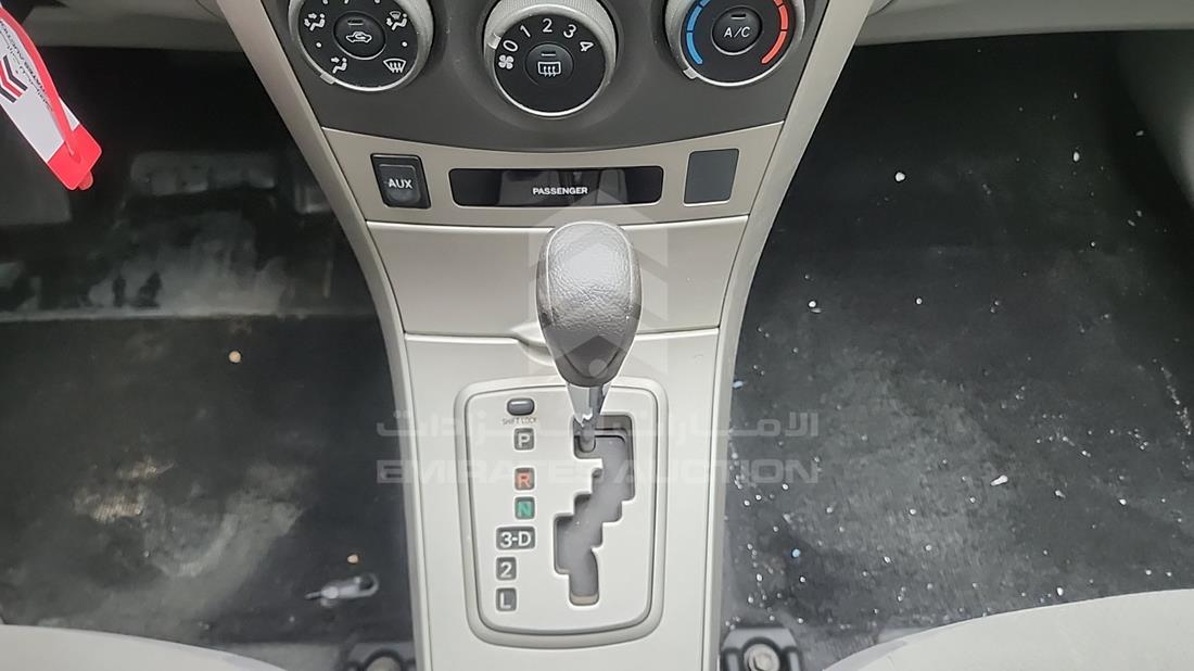 2012 Toyota Corolla — Gear View — Photo 18