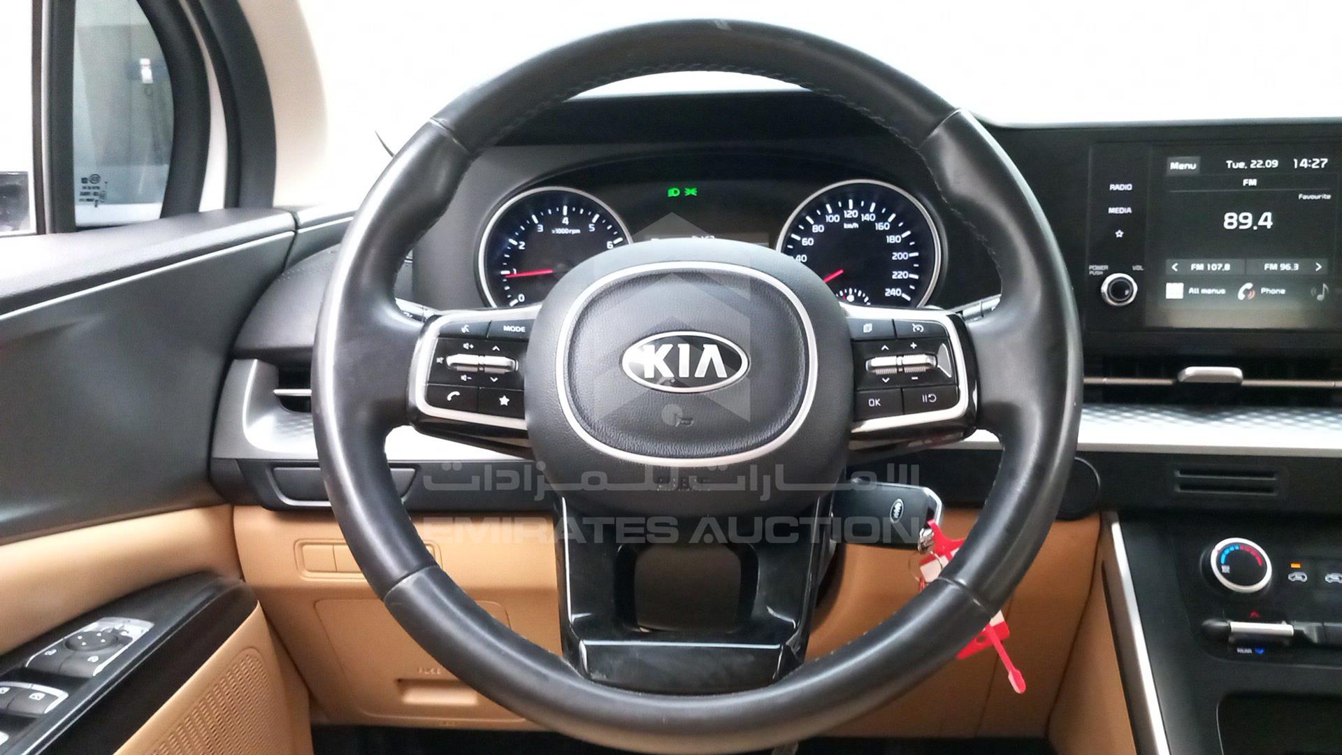 2021 KIA CARNIVAL VIN: KNANC8141M6049821