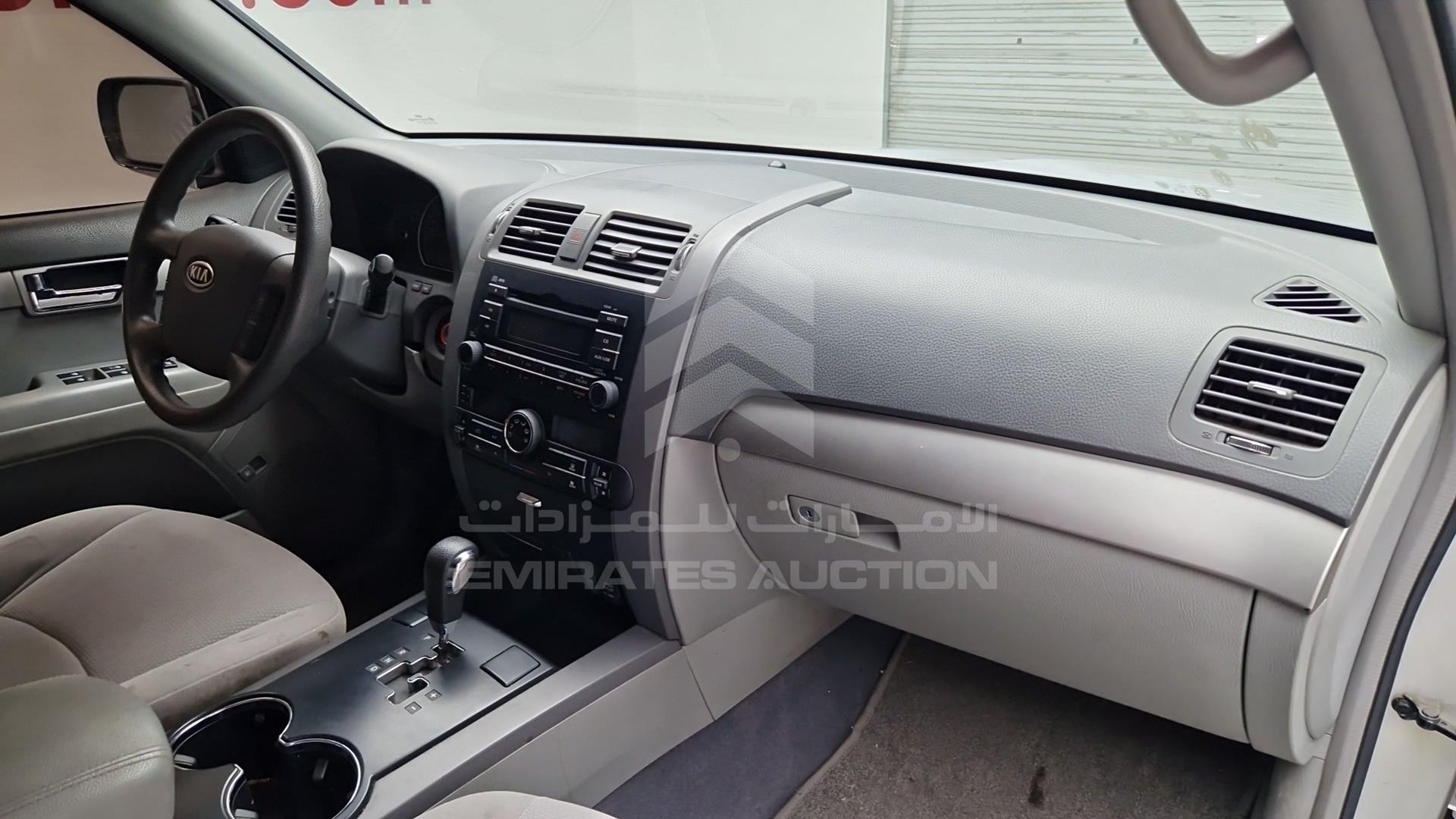2012 KIA MOHAVE VIN: KNAKN8113C5074811