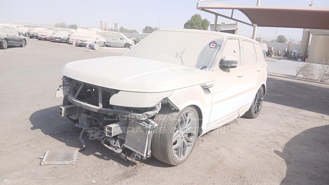 2015 Range Rover Sport — Front Left Angle — Photo 5