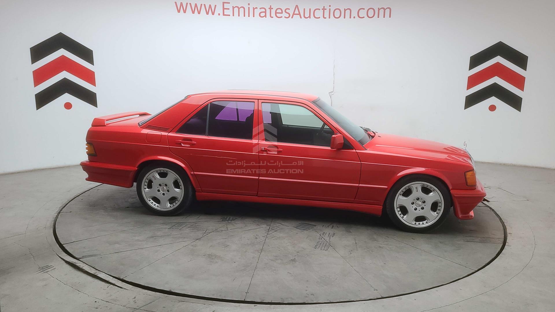 1988 MERCEDES E 190 VIN: WDB2010241F297665