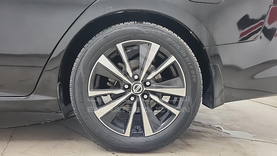 نيسان التيما 2019 — الإطار الخلفي الأيسر — صورة 36