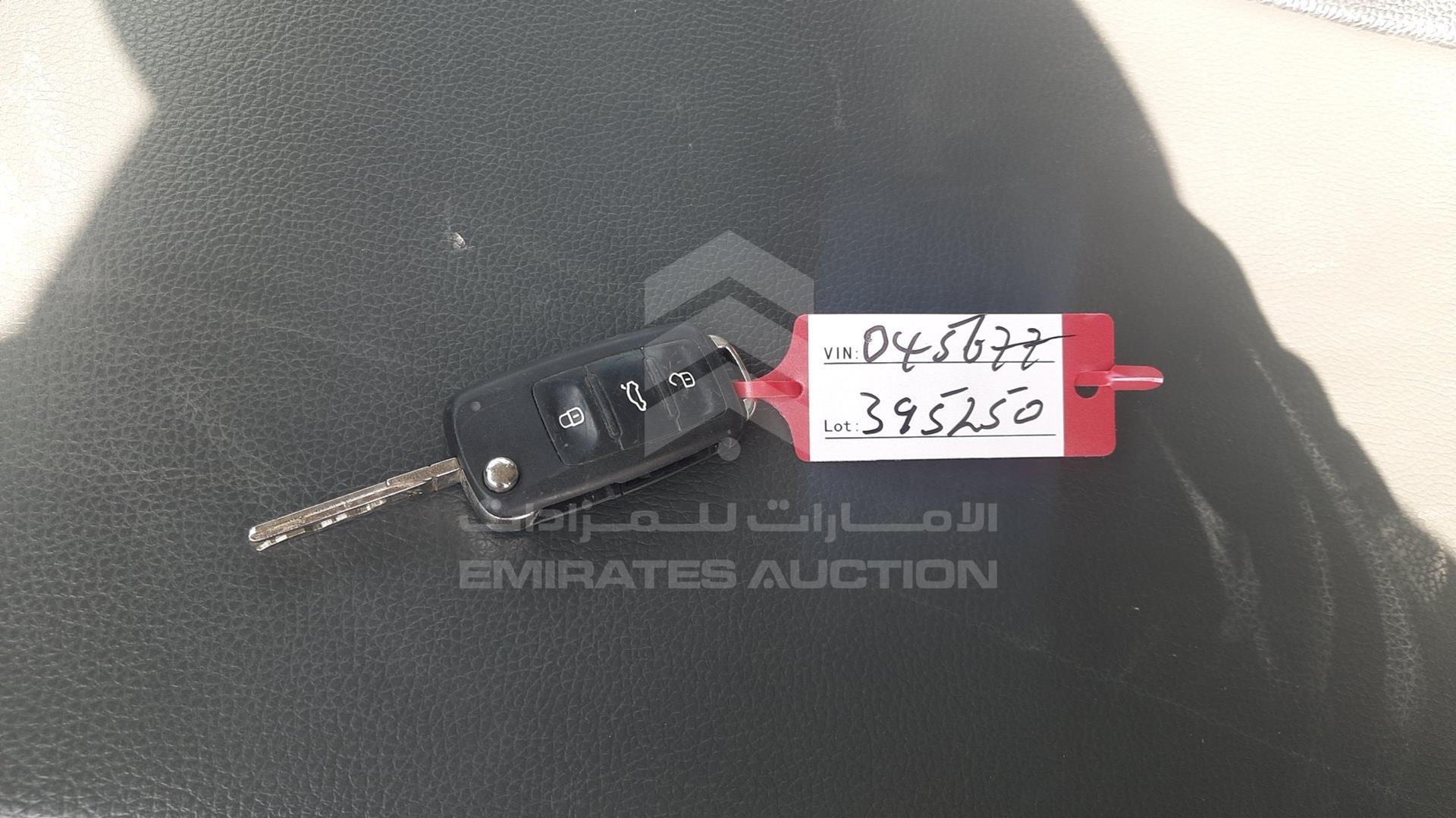 2012 VOLKSWAGEN TIGUAN VIN: WVGCE15NXCW045677