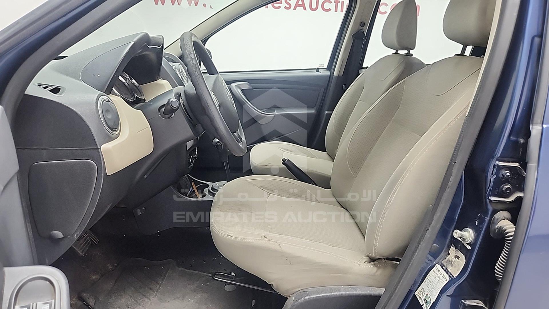 2017 RENAULT DUSTER VIN: VF1HSRCH8HA528635