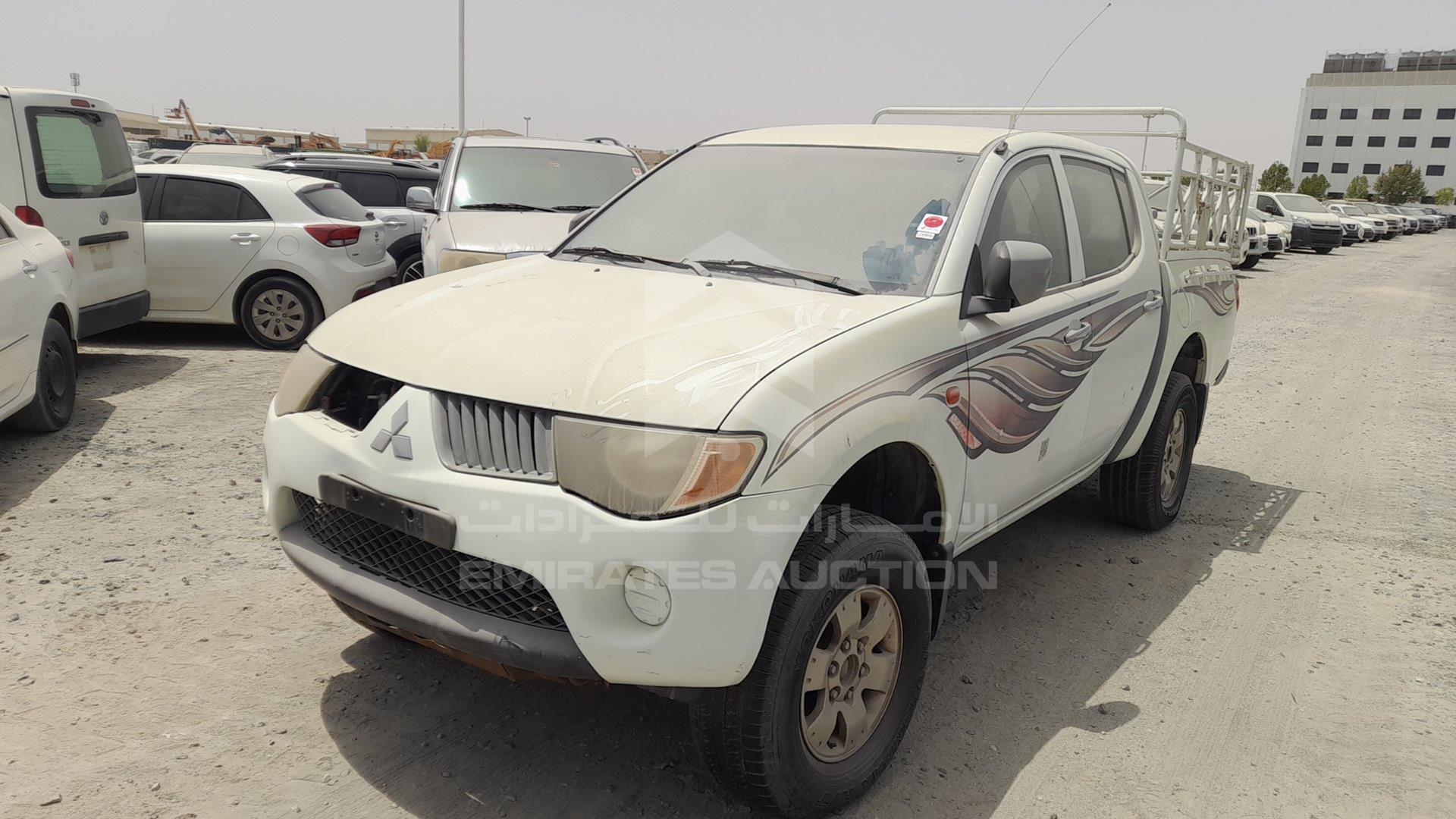 2008 MITSUBISHI L 200 VIN: MMBJNKB508D016581