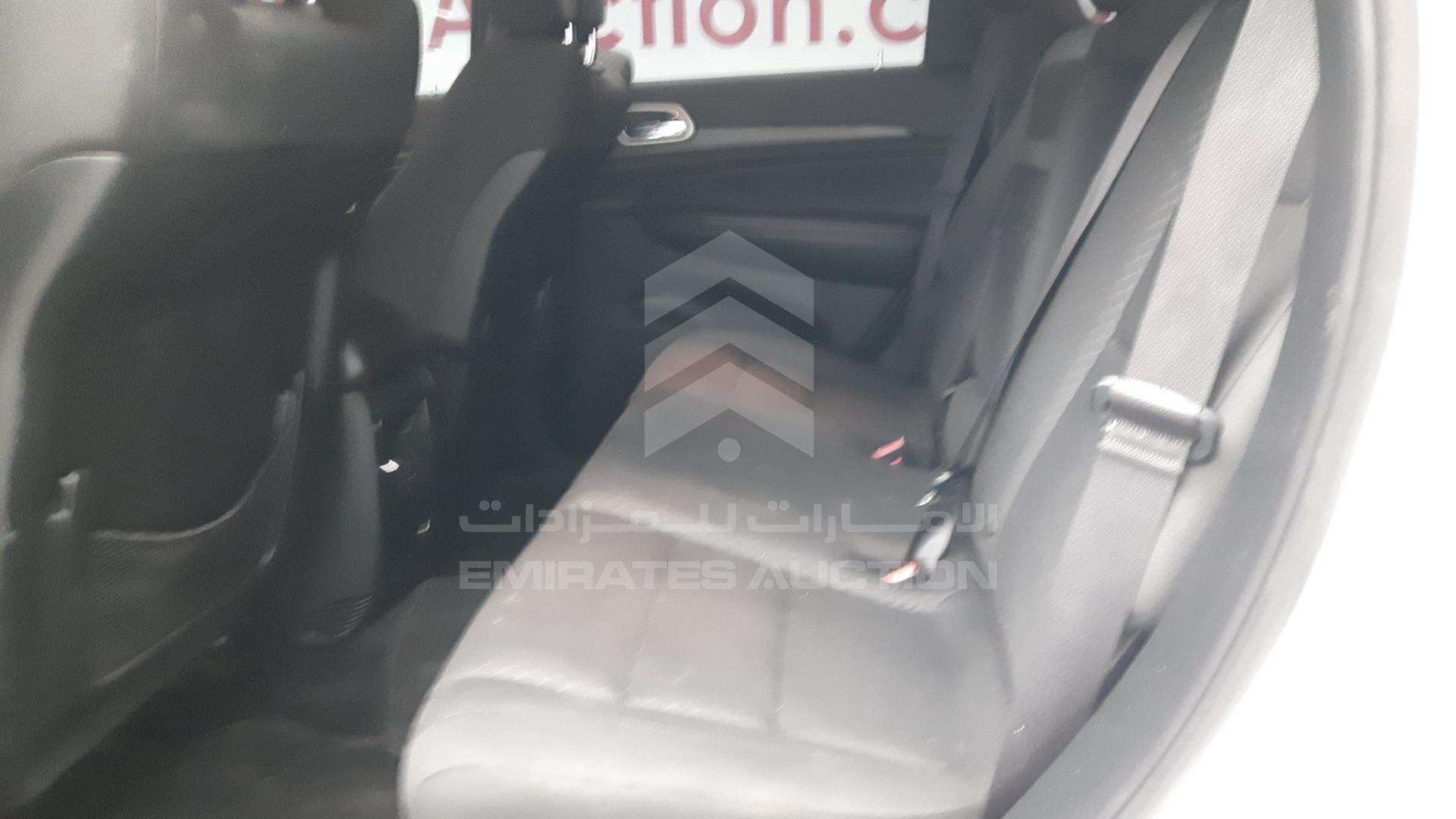 2019 JEEP GRAND CHEROKEE VIN: 1C4RJFAG5KC526788